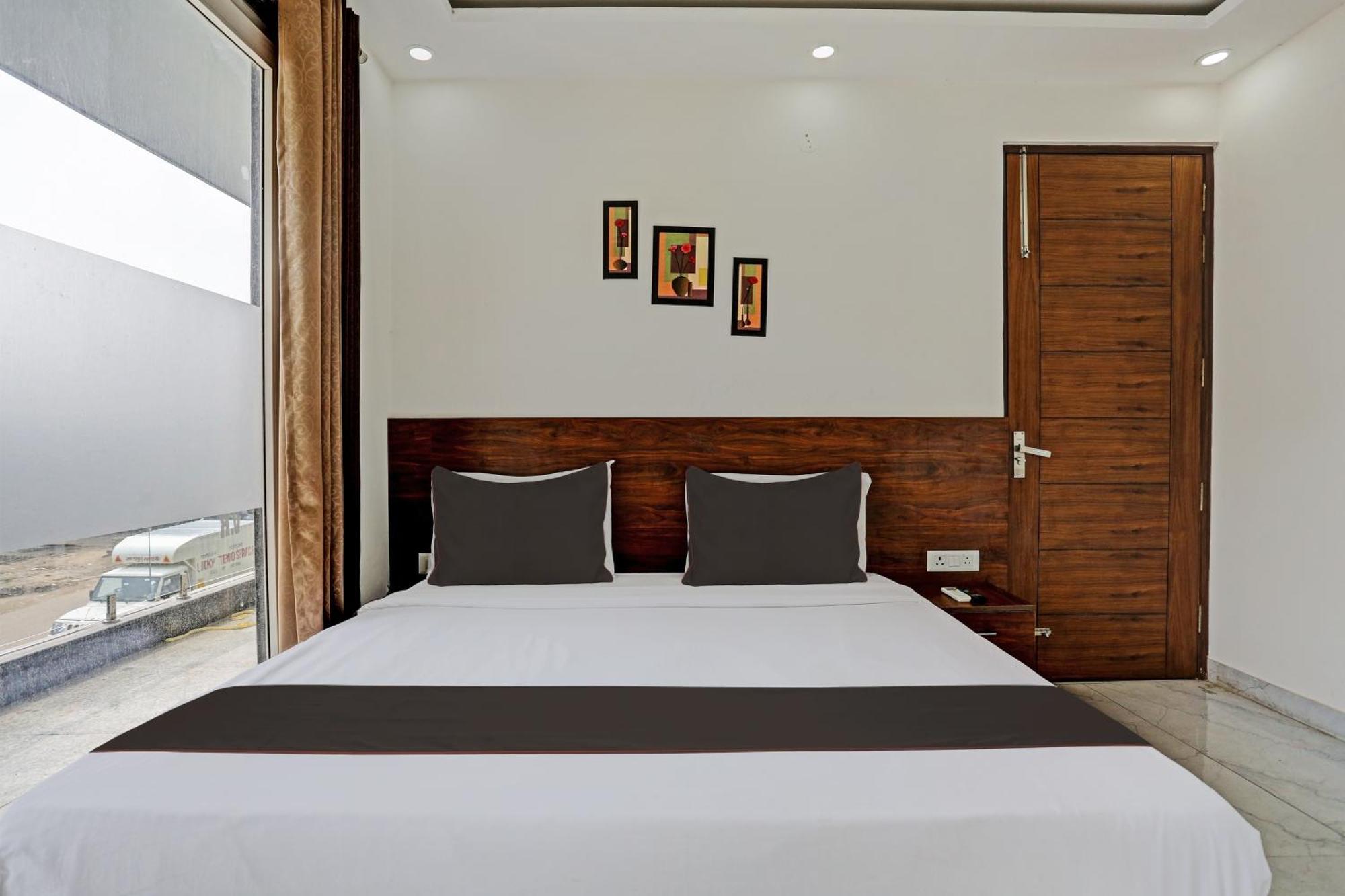 Hotel O Vikrant Residency Gurgaon Extérieur photo